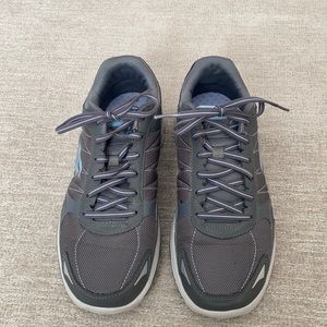 Sketchers GoWalk Flash gray/light blue leather/textile upper sneakers Size 7